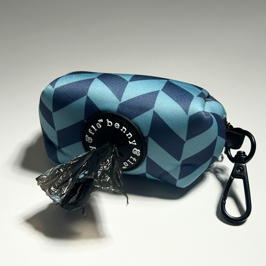 Tread Poop bag holder